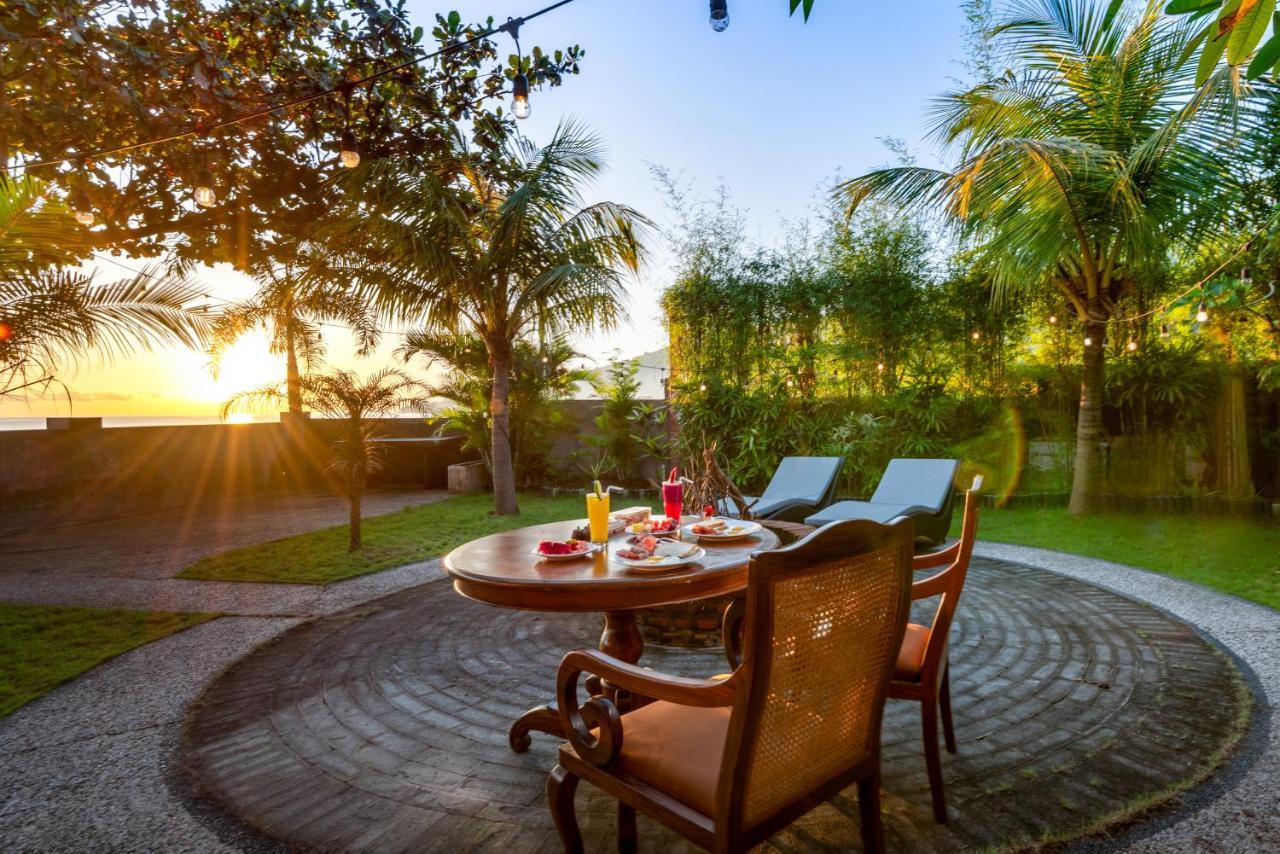 آميدْ Melasti Beach Bungalows المظهر الخارجي الصورة